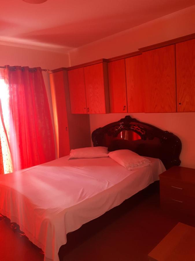 Hotel Meteor Шкодер Экстерьер фото